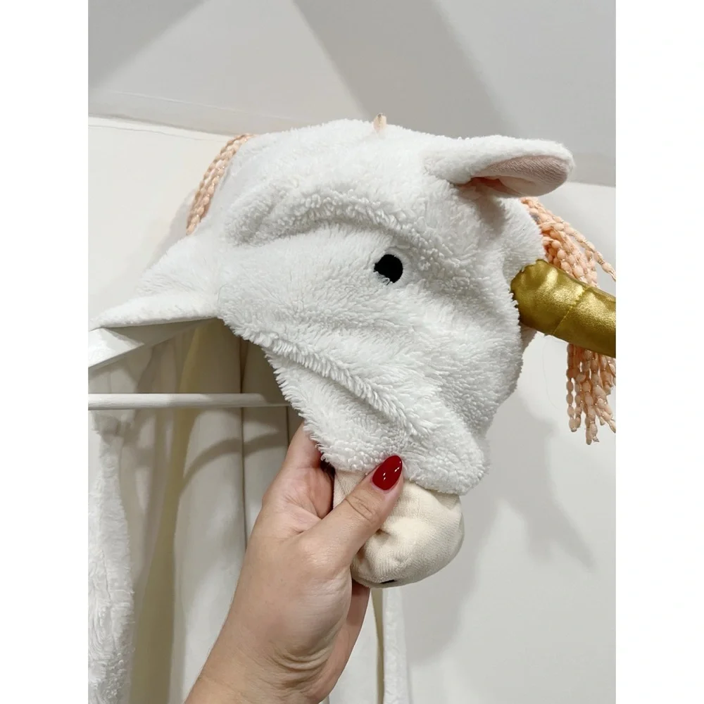Pillowfort Unicorn Hooded Blanket White Plush Wearable Throw Kids 40x50